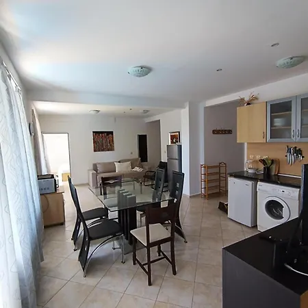 Appartement тристаен *