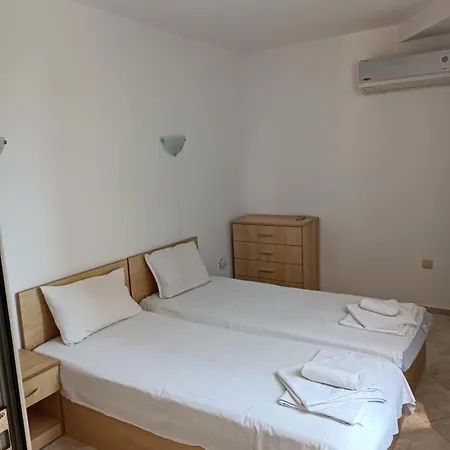 тристаен Appartement